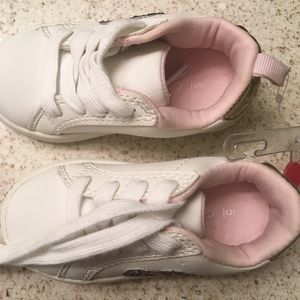 Size 5 Toddler Carter Shoes